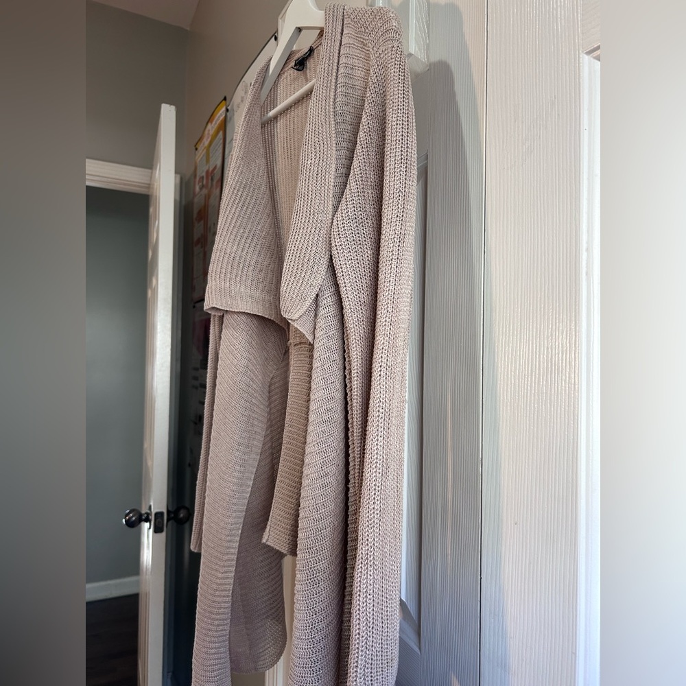 Eileen Fisher 100% Linen Open Weave Cream Taupe Cardigan size L Refined Scandi - Picture 9 of 9